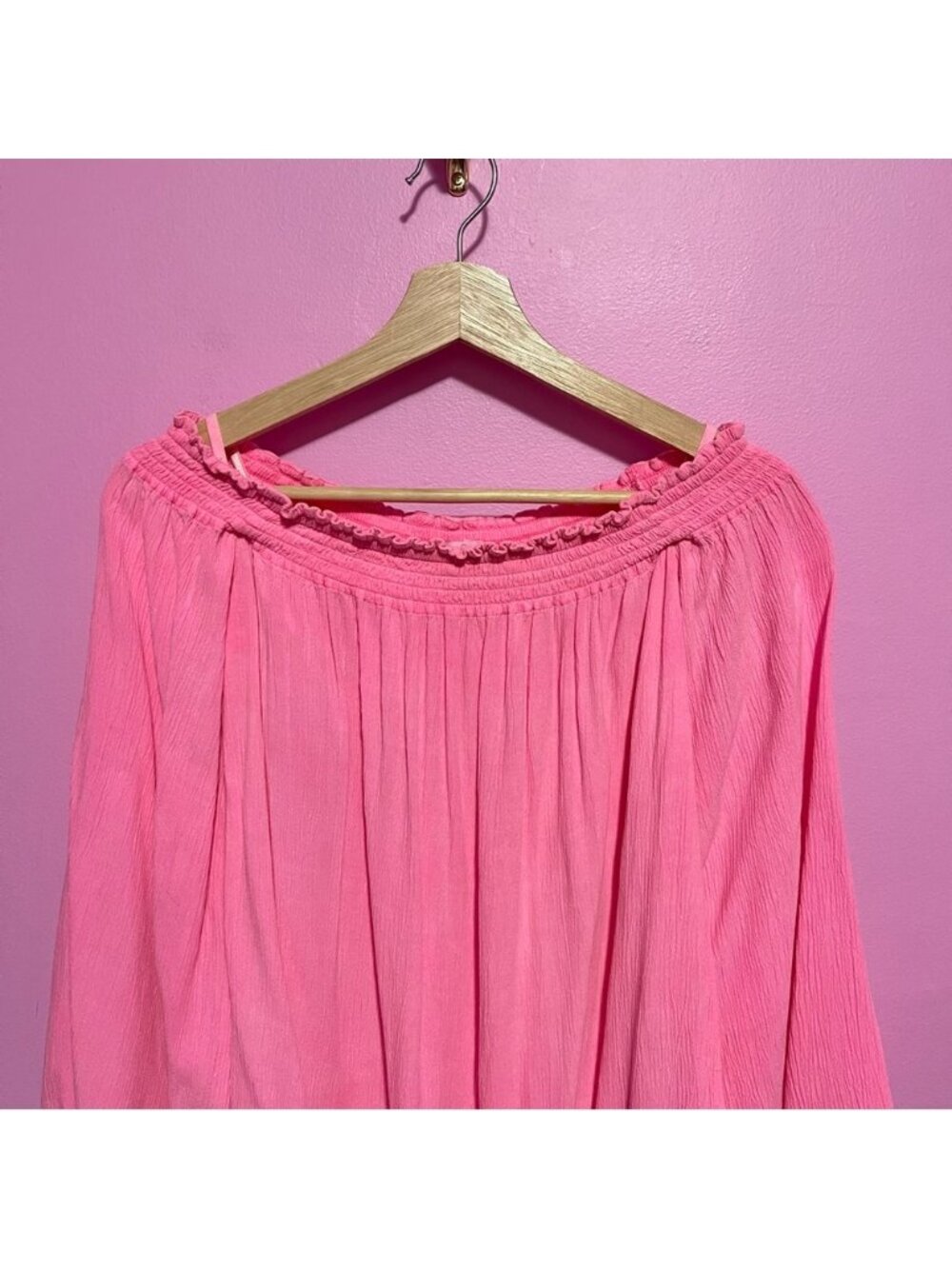Lilly Pulitzer Nita Top Women’s‎ Small Tiki Pink Off-Shoulder Bell Sleeve Blouse - Picture 3 of 6